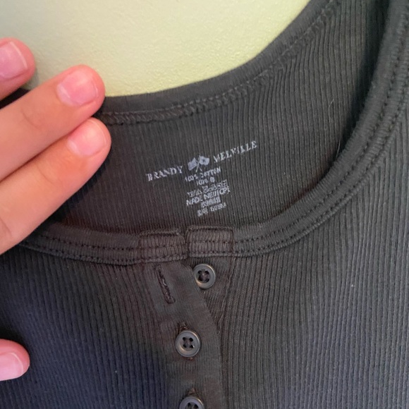 Brandy Melville tank top new with tag - Picture 3 of 3